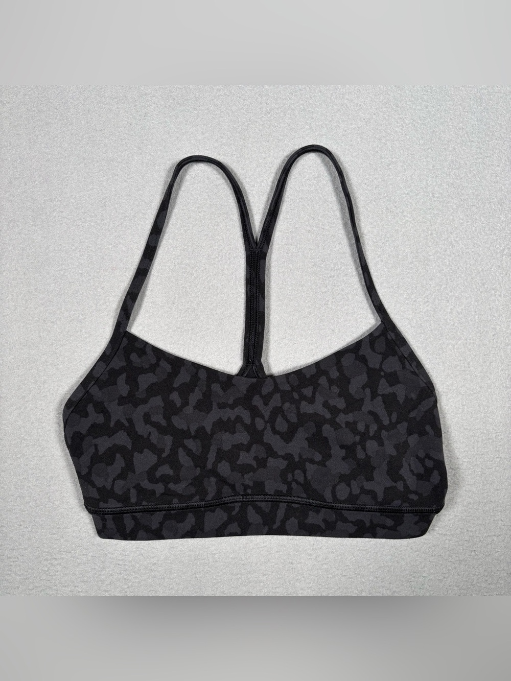 Lululemon Flow Y Bra Nulu Women’s Sz 4 Camo Deep Coal Multi Gym Yoga Activewear